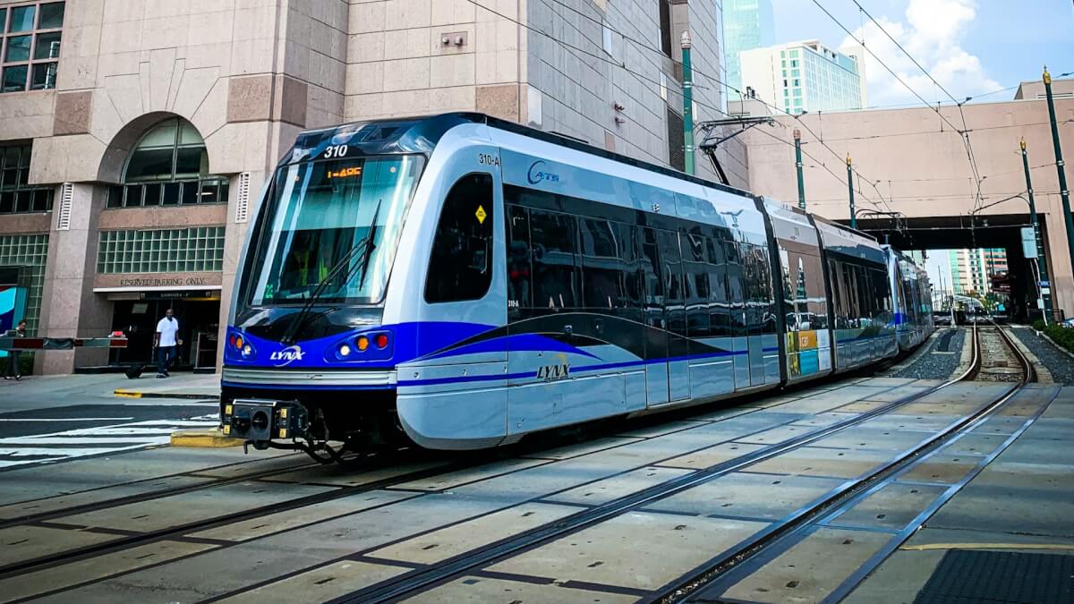 charlotte uptown tram train, charlotte, north carolina